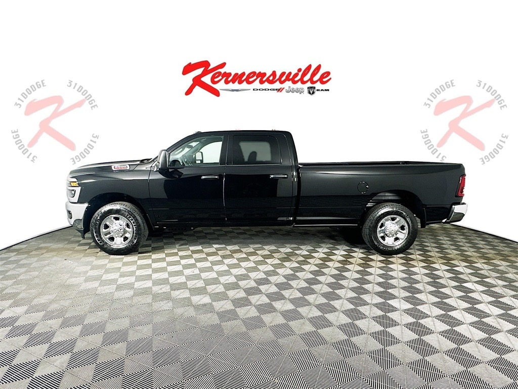 New 2026 Ram 2500 TRADESMAN CREW CAB 4X2 8' BOX Pickup