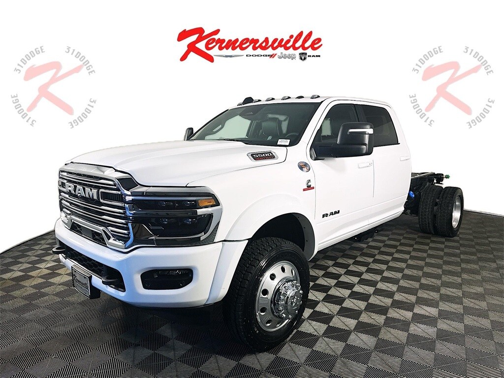 New 2026 Ram 5500 Chassis Cab 5500 BIG HORN CHASSIS CREW CAB 4X4 60' CA Pickup