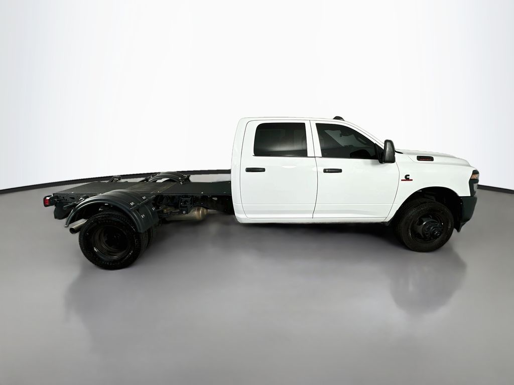 2025 RAM Ram 3500 Chassis Cab Tradesman - Photo 8