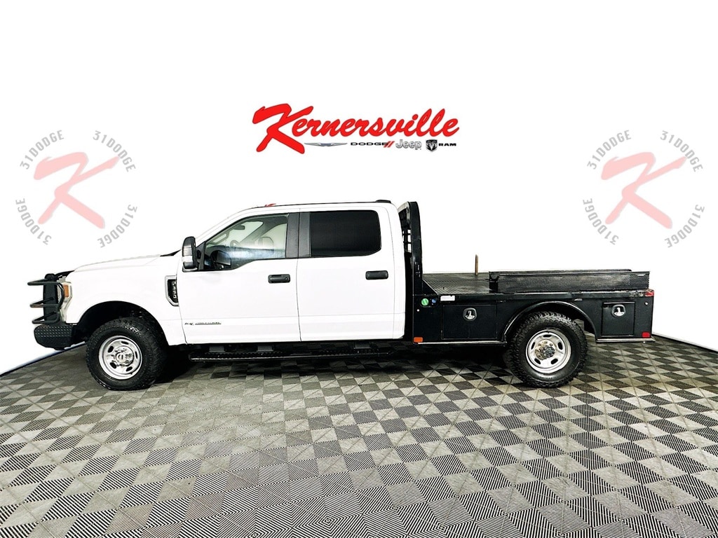 Used 2022 Ford F-350SD XL Truck Crew Cab