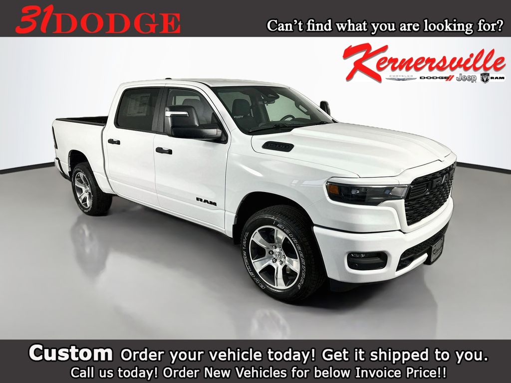 2026 Ram 1500 EXPRESS CREW CAB 4X4 5'7 BOX Pickup