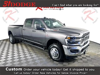 2026 Ram 3500 TRADESMAN CREW CAB 4X4 8' BOX Pickup