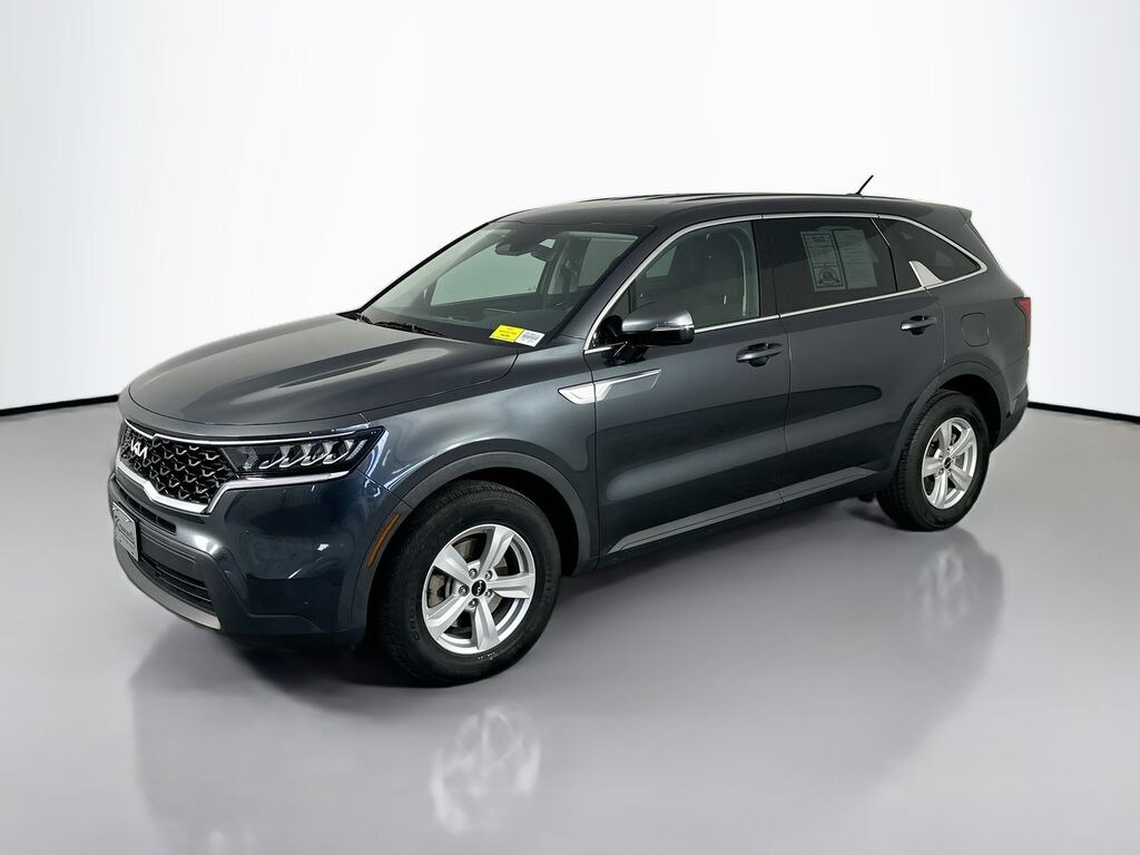 Used 2023 Kia Sorento LX Sport Utility
