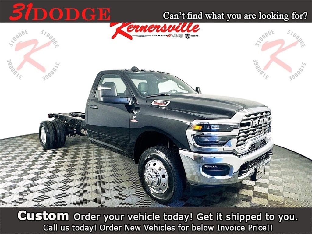 New 2025 Ram 3500 Chassis Cab 3500 TRADESMAN CHASSIS REGULAR CAB 4X4 84' CA Pickup