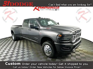 2025 Ram 3500 BIG HORN CREW CAB 4X4 8' BOX Pickup
