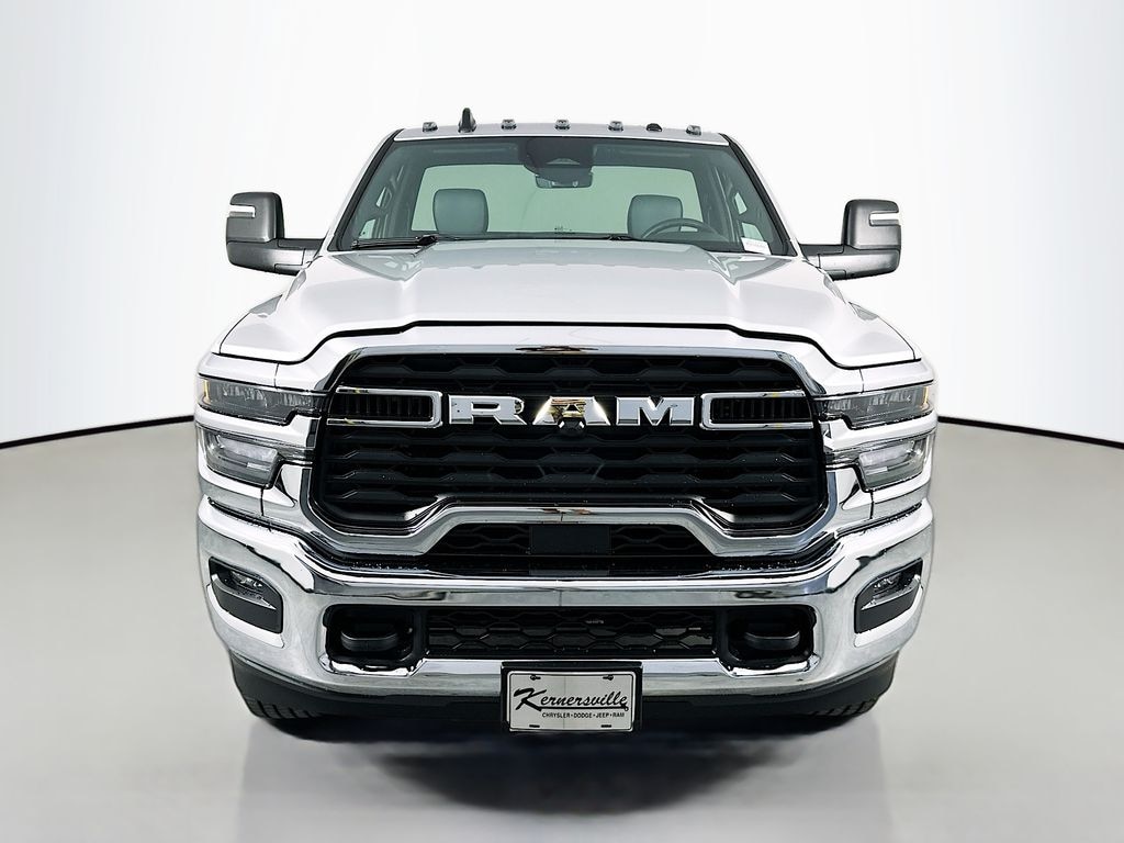 New 2026 Ram 2500 TRADESMAN REGULAR CAB 4X4 8' BOX Pickup