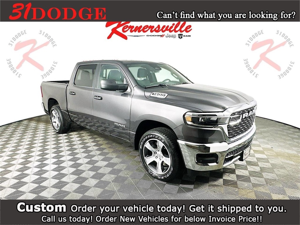 New 2026 Ram 1500 TRADESMAN CREW CAB 4X2 5'7 BOX Pickup