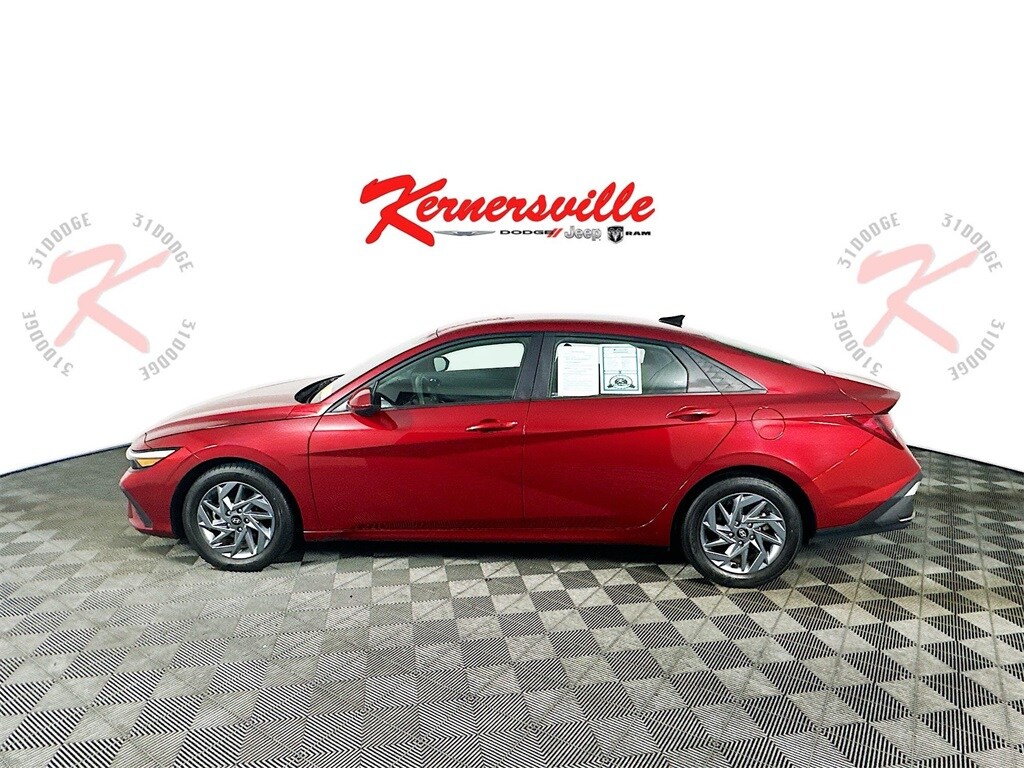 Used 2024 Hyundai Elantra SEL Sedan