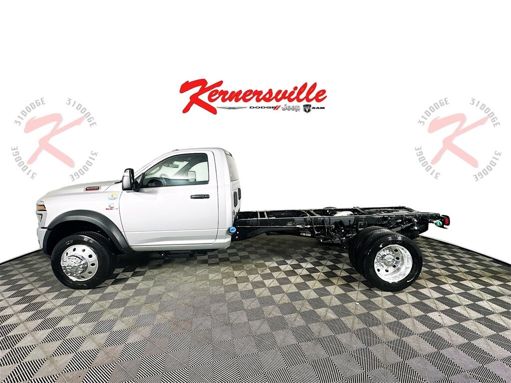 New 2025 Ram 5500 Chassis Cab 5500 TRADESMAN CHASSIS REGULAR CAB 4X2 84' CA Pickup