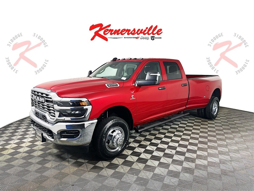 New 2026 Ram 3500 TRADESMAN CREW CAB 4X4 8' BOX Pickup