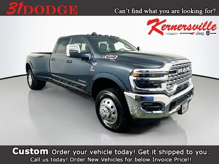 2026 Ram 3500 LIMITED CREW CAB 4X4 8' BOX Pickup