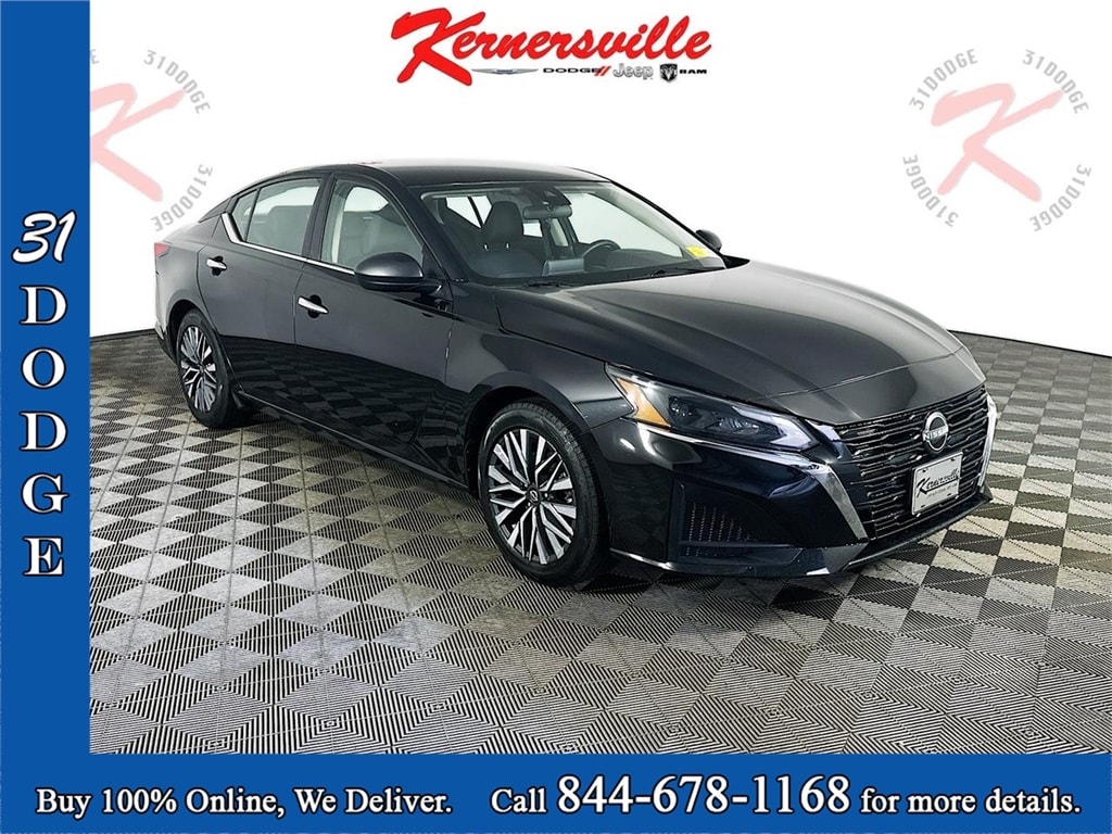 Used 2024 Nissan Altima 2.5 SV Sedan