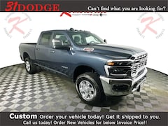 2025 Ram 2500 BIG HORN CREW CAB 4X4 6'4 BOX Pickup