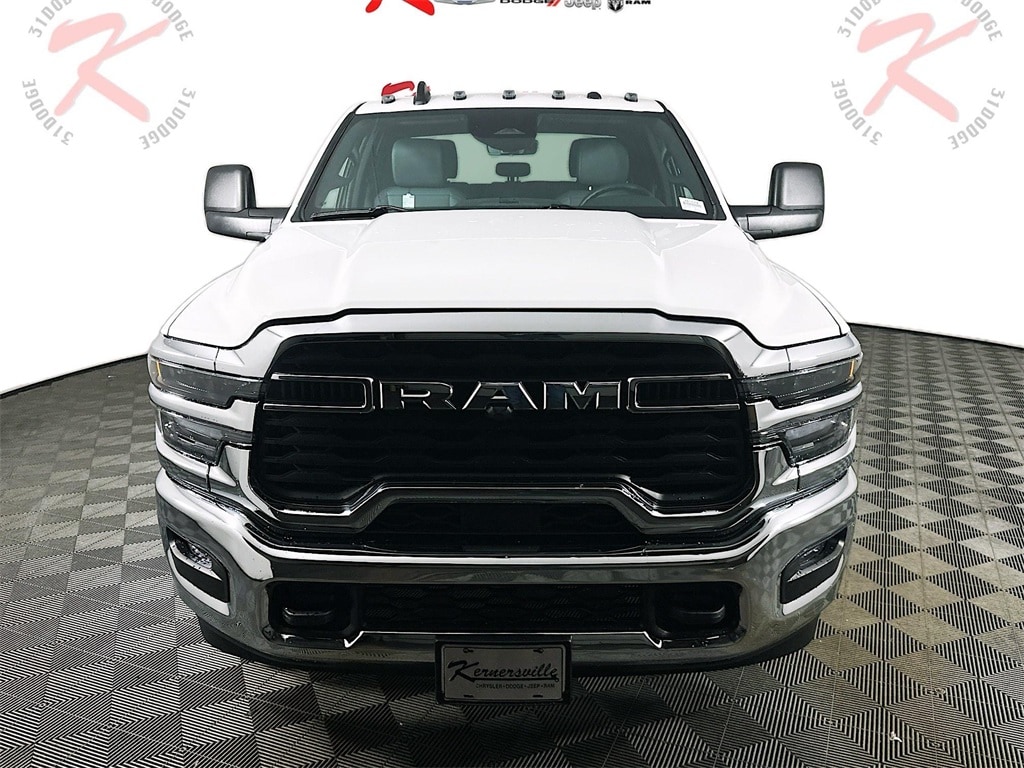 New 2026 Ram 2500 TRADESMAN CREW CAB 4X2 8' BOX Pickup