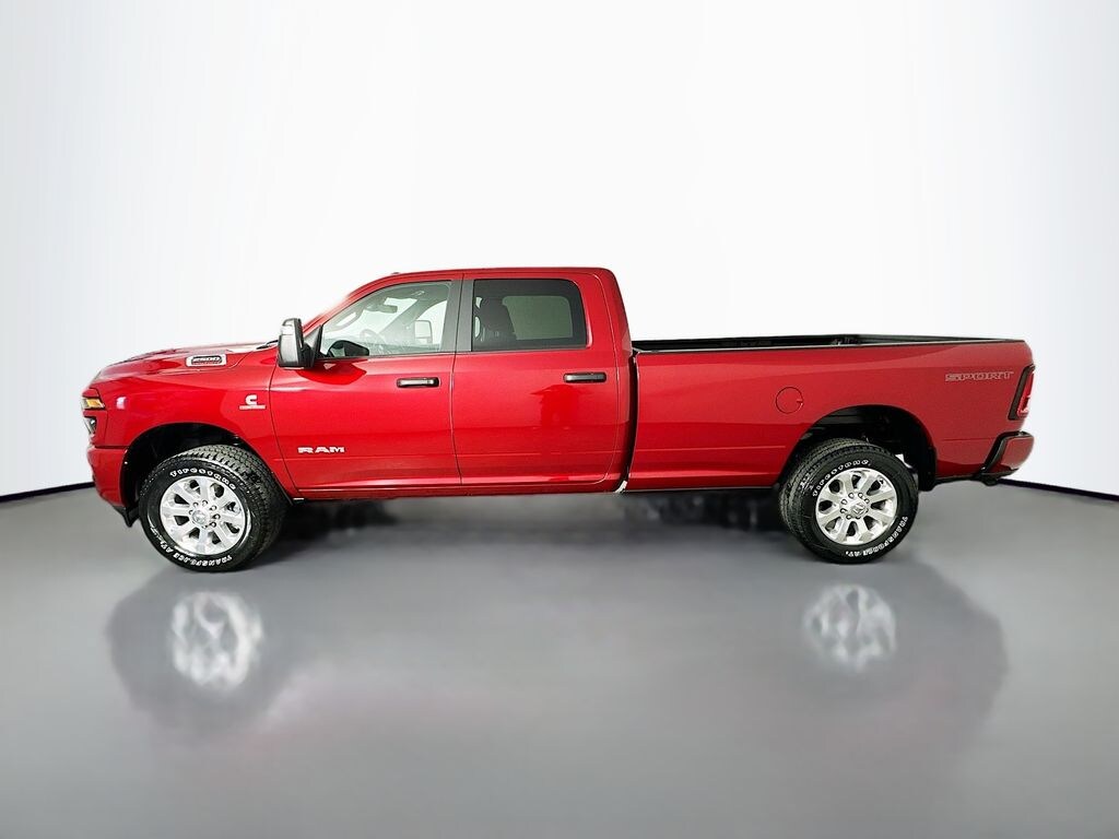 New 2026 Ram 2500 BIG HORN CREW CAB 4X4 8' BOX Pickup