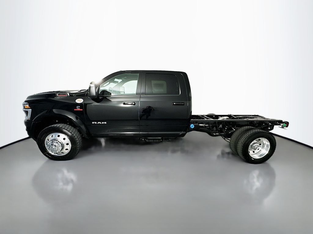 New 2026 Ram 5500 Chassis Cab BIG HORN CREW 4X4 60' CA Pickup