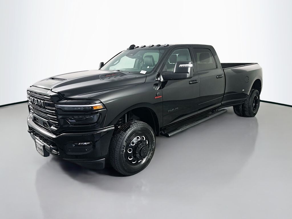 New 2026 Ram 3500 LARAMIE CREW CAB 4X4 8' BOX Pickup