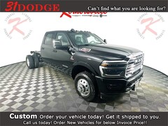 2025 Ram 3500 Chassis Cab 3500 BIG HORN CREW CAB CHASSIS 4X4 60' CA Pickup