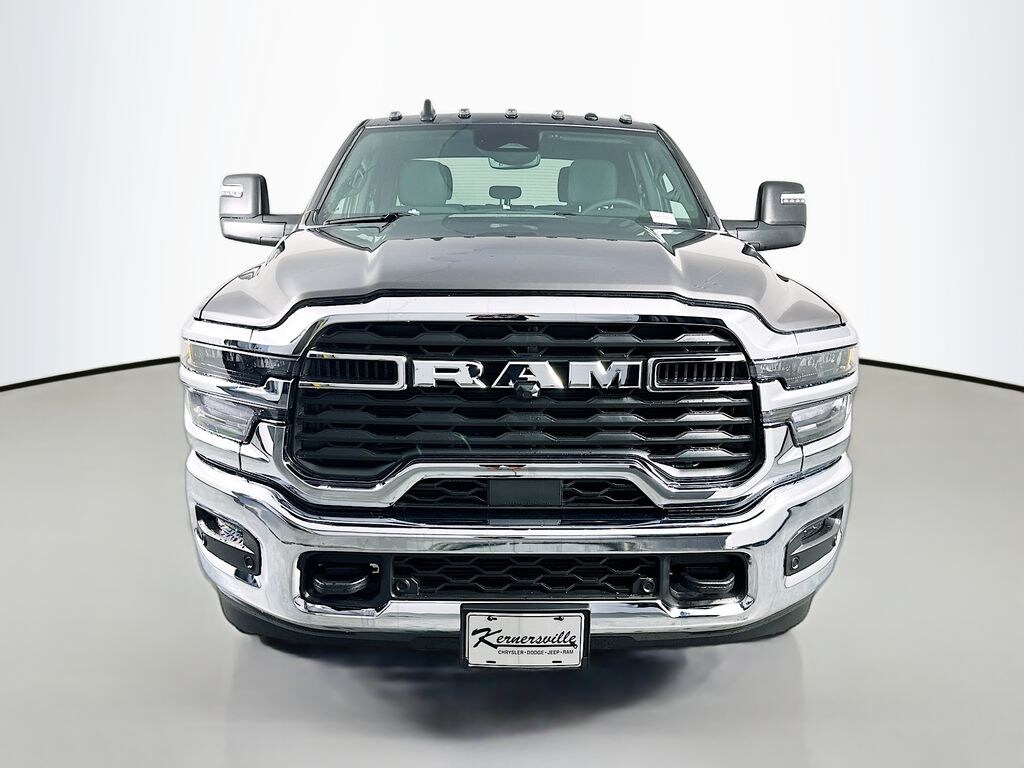 New 2026 Ram 3500 BIG HORN CREW CAB 4X4 6'4 BOX Pickup