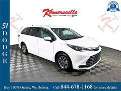 2024 Toyota Sienna LE Passenger Van
