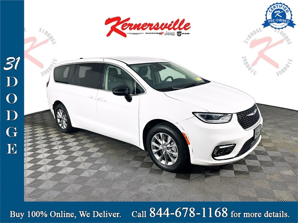 Used 2024 Chrysler Pacifica Touring L Passenger Van