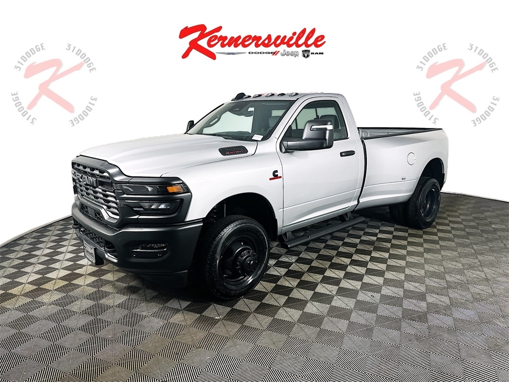 New 2026 Ram 3500 TRADESMAN REGULAR CAB 4X4 8' BOX Pickup