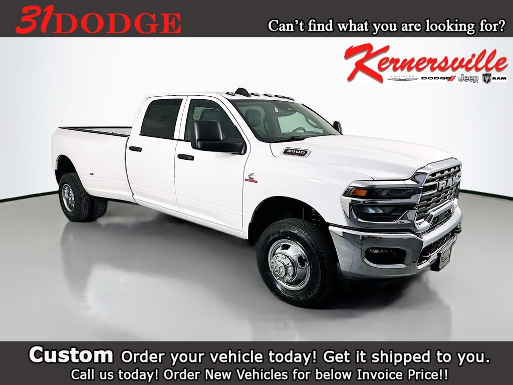 New 2026 Ram 3500 TRADESMAN CREW CAB 4X4 8' BOX Pickup