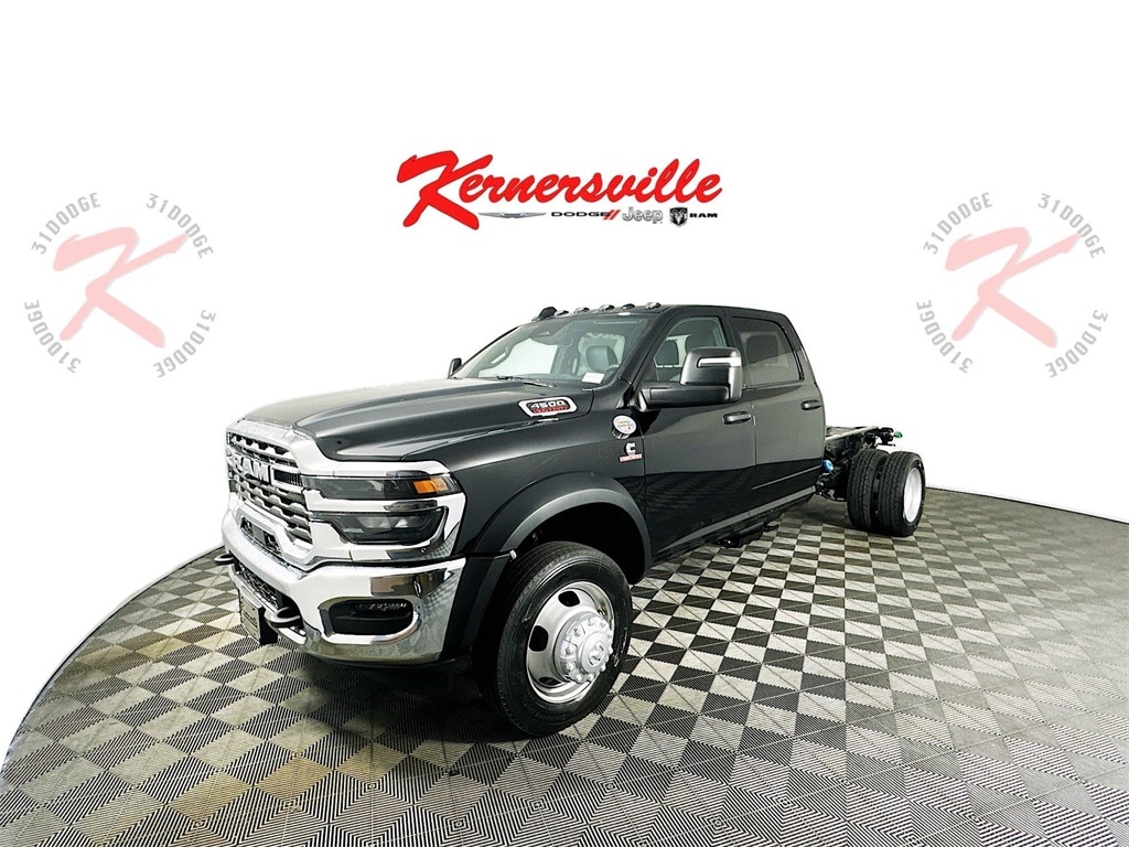 New 2025 Ram 4500 Chassis Cab 4500 TRADESMAN CHASSIS CREW CAB 4X4 60' CA Pickup