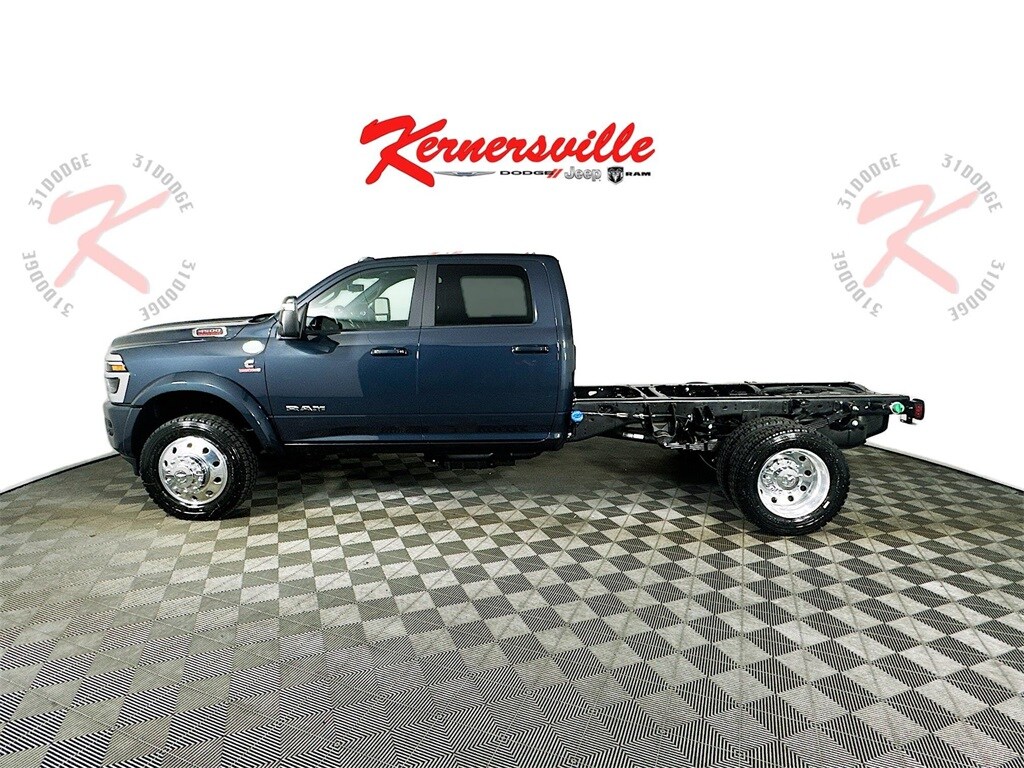 New 2026 Ram 4500 Chassis Cab BIG HORN CREW 4X4 60' CA Pickup