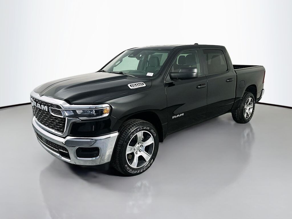 New 2026 Ram 1500 TRADESMAN CREW CAB 4X4 5'7 BOX Pickup