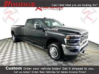 2026 Ram 3500 TRADESMAN CREW CAB 4X4 8' BOX Pickup