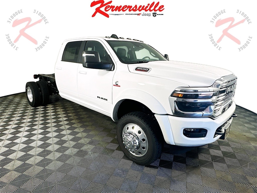 New 2025 Ram 4500 Chassis Cab 4500 BIG HORN CHASSIS CREW CAB 4X4 60' CA Pickup