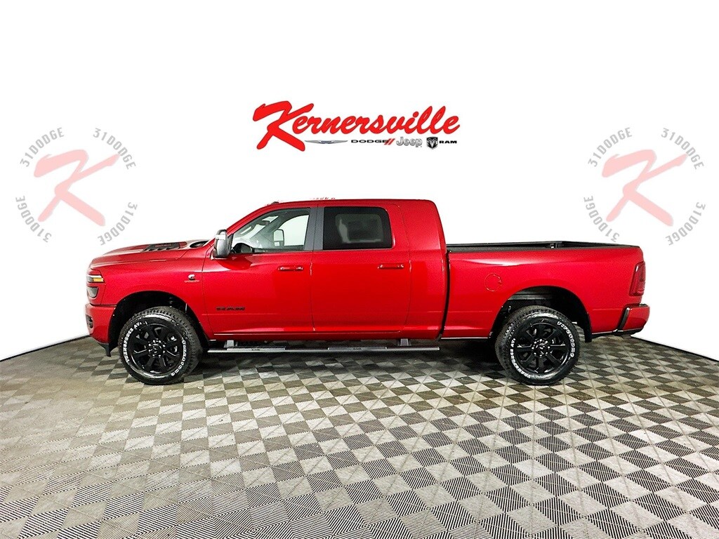 New 2026 Ram 3500 LARAMIE MEGA CAB 4X4 6'4 BOX Pickup