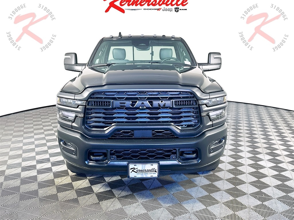 New 2026 Ram 3500 TRADESMAN REGULAR CAB 4X4 8' BOX Pickup