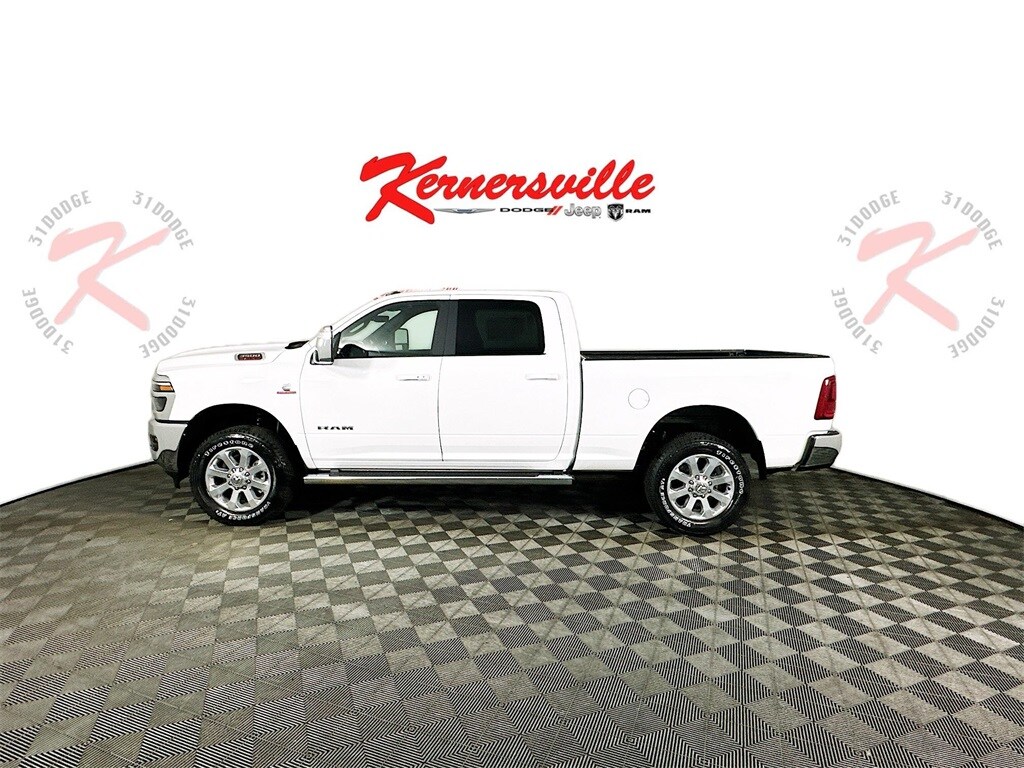 New 2026 Ram 3500 LARAMIE CREW CAB 4X4 6'4 BOX Pickup