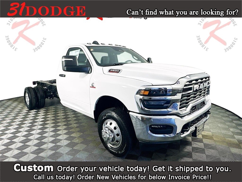 New 2025 Ram 3500 Chassis Cab 3500 TRADESMAN CHASSIS REGULAR CAB 4X2 84' CA Pickup