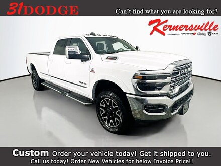 2026 Ram 3500 LIMITED CREW CAB 4X4 8' BOX Pickup