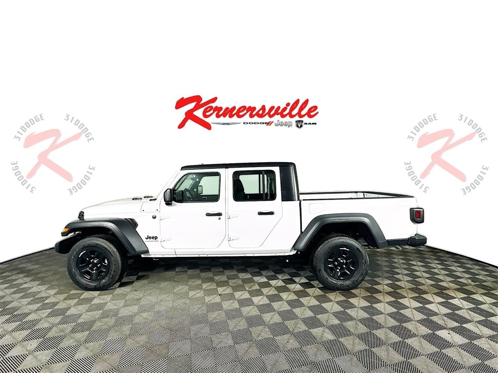 New 2025 Jeep Gladiator SPORT 4X4 Pickup