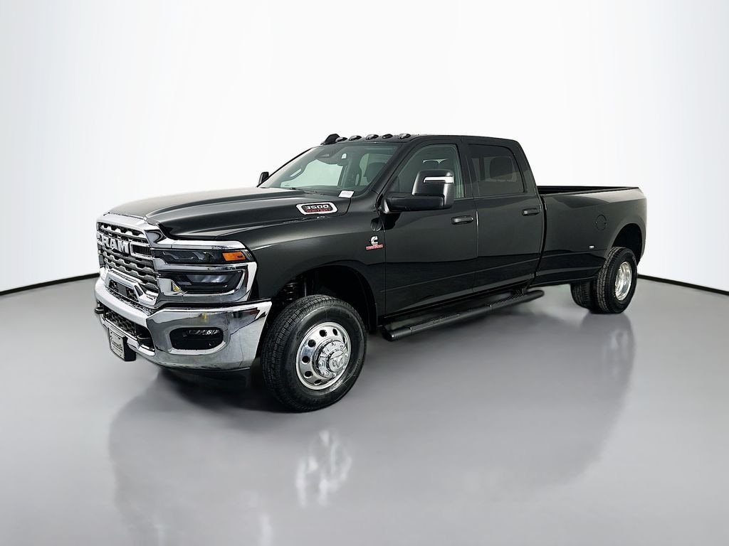New 2026 Ram 3500 TRADESMAN CREW CAB 4X4 8' BOX Pickup