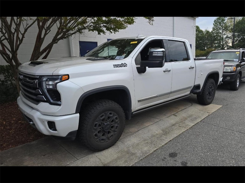 Used 2024 Chevrolet Silverado 3500HD High Country Truck Crew Cab