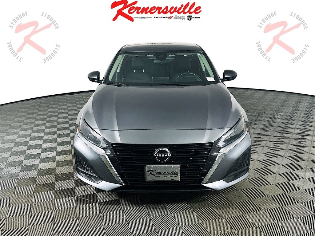 Used 2024 Nissan Altima 2.5 SV Sedan
