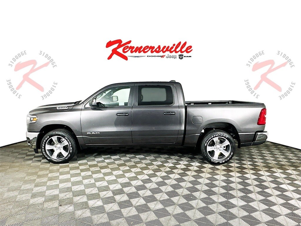 New 2026 Ram 1500 TRADESMAN CREW CAB 4X2 5'7 BOX Pickup