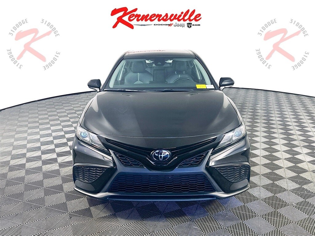 Used 2024 Toyota Camry SE Sedan