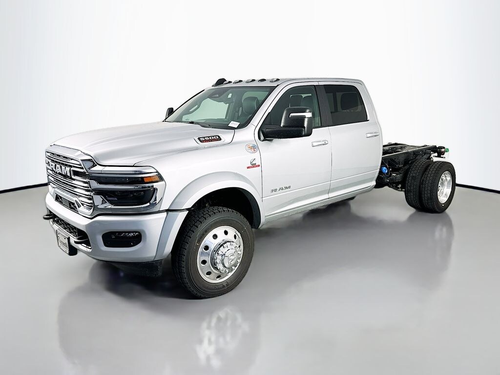 New 2026 Ram 5500 Chassis Cab BIG HORN CREW 4X4 60' CA Pickup