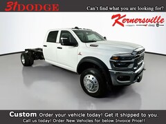 2026 Ram 5500 Chassis Cab TRADESMAN  CREW  4X4 84' CA Pickup