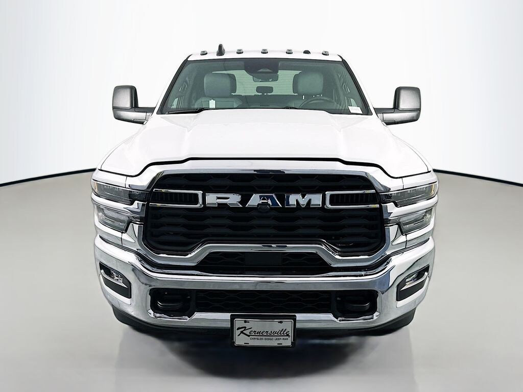 New 2026 Ram 3500 TRADESMAN CREW CAB 4X4 8' BOX Pickup