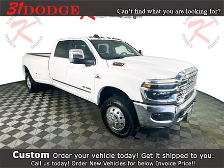 2025 Ram 3500 LIMITED CREW CAB 4X4 8' BOX Pickup