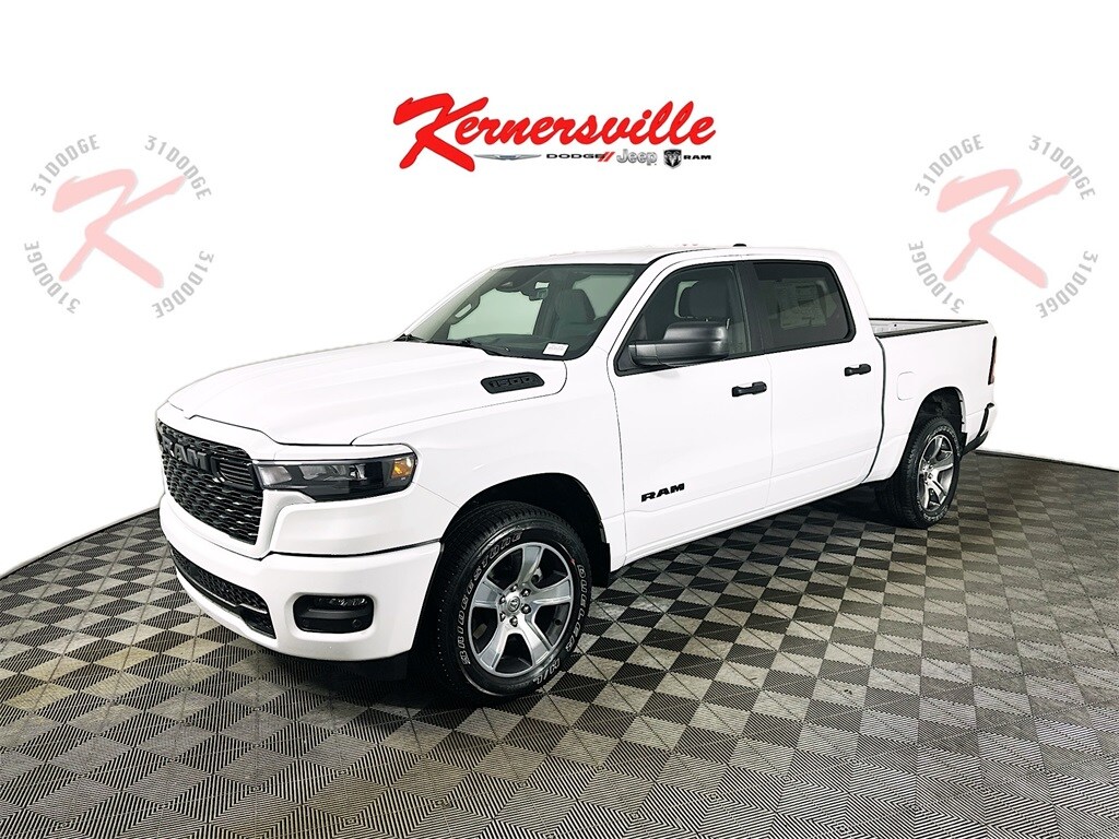 New 2026 Ram 1500 EXPRESS CREW CAB 4X2 5'7 BOX Pickup