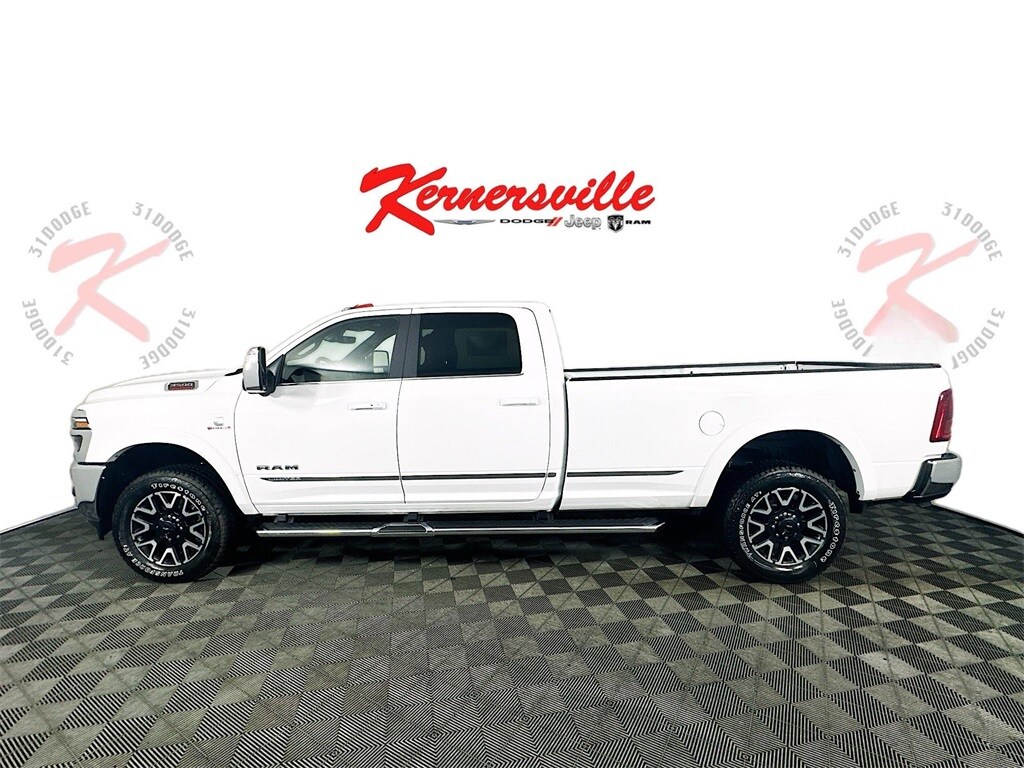 New 2026 Ram 3500 LIMITED CREW CAB 4X4 8' BOX Pickup