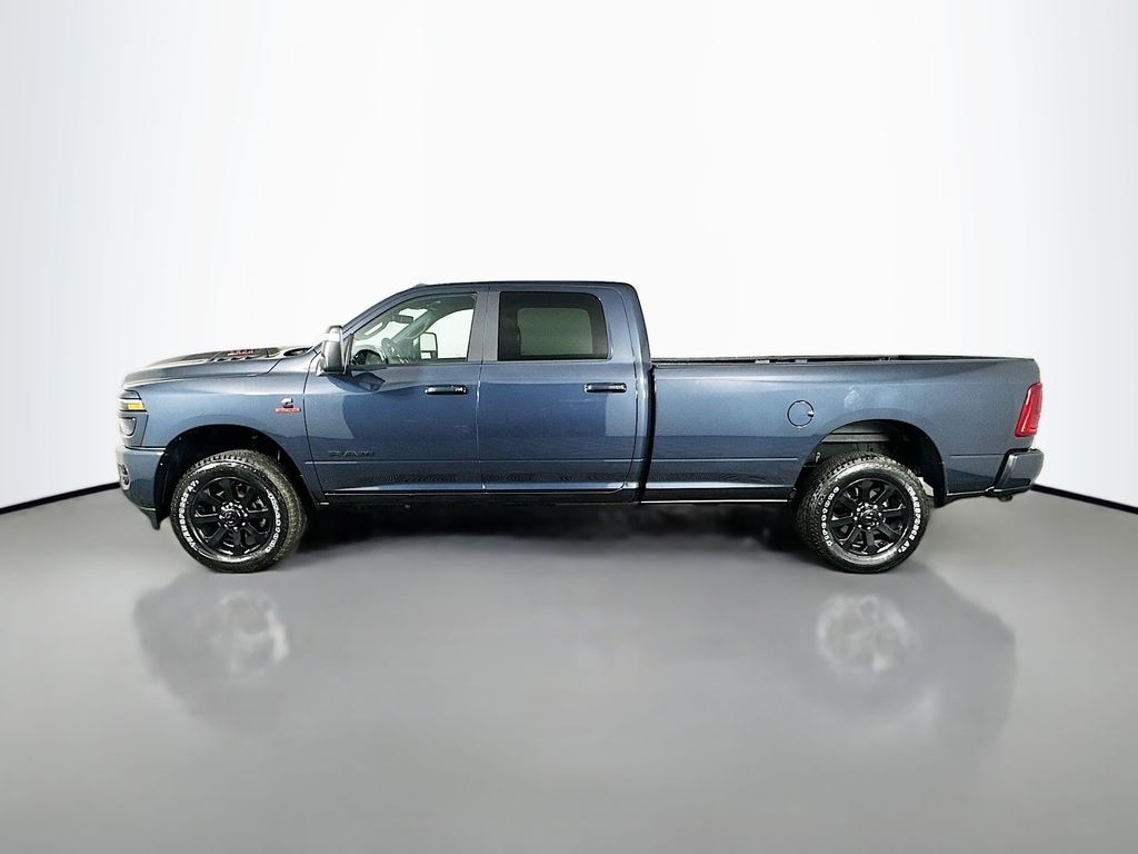 New 2026 Ram 3500 LARAMIE CREW CAB 4X4 8' BOX Pickup